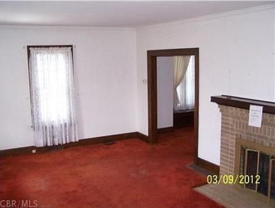 4th image of 729 E 5th Ave