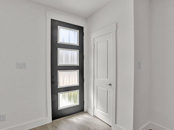 3rd image of 2543 Huxley Mews