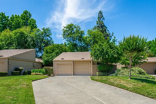 478 Hartnell Pl Photo 1
