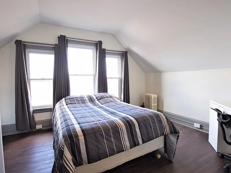 306 Bryant Ave — Photo 51