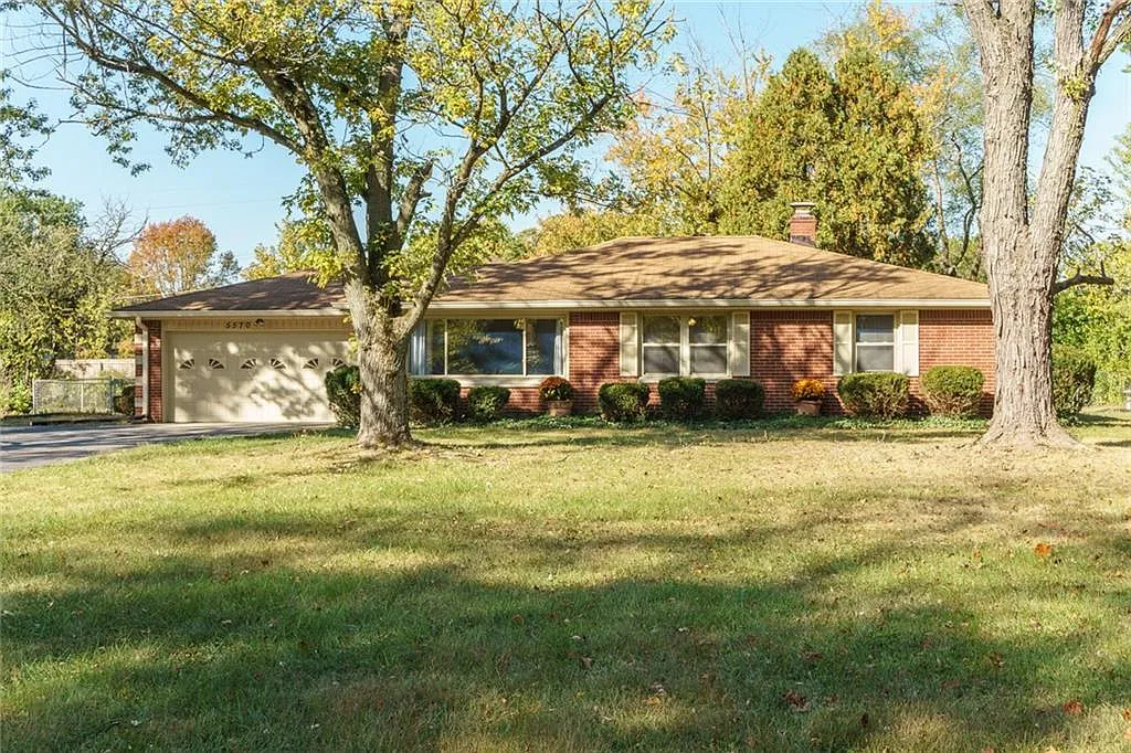 5570 Fenmore Rd photo 1