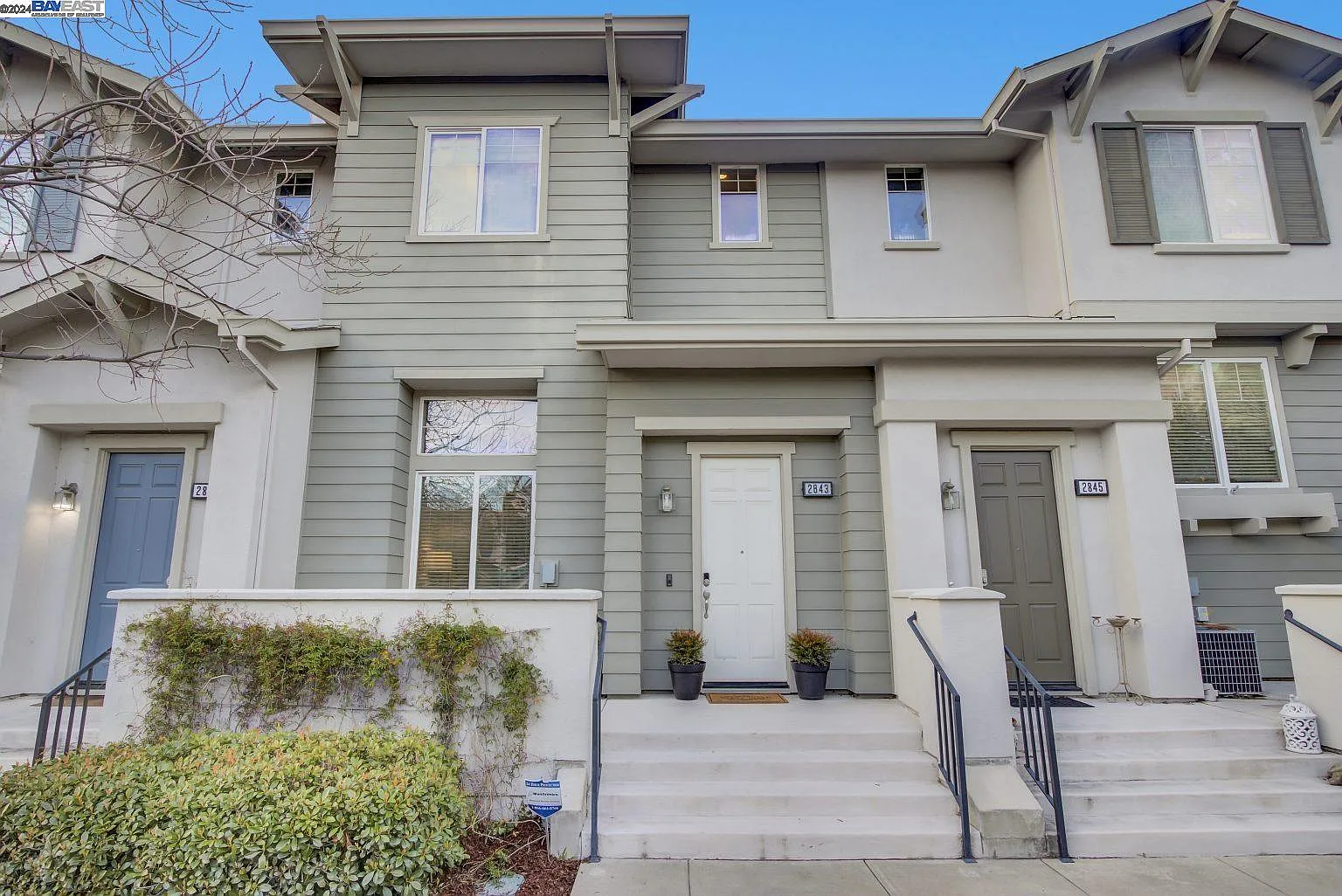 2843 Jefferson Ln photo 1