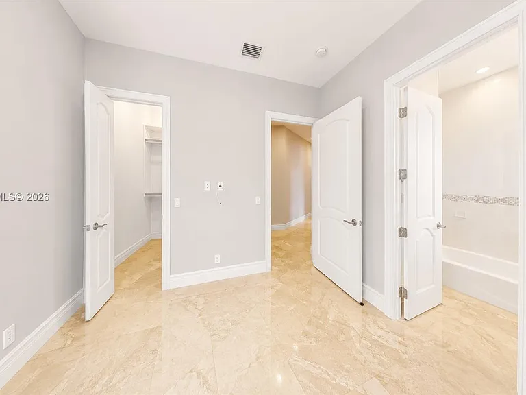 5751 SW 59th Pl #1 — Photo 14