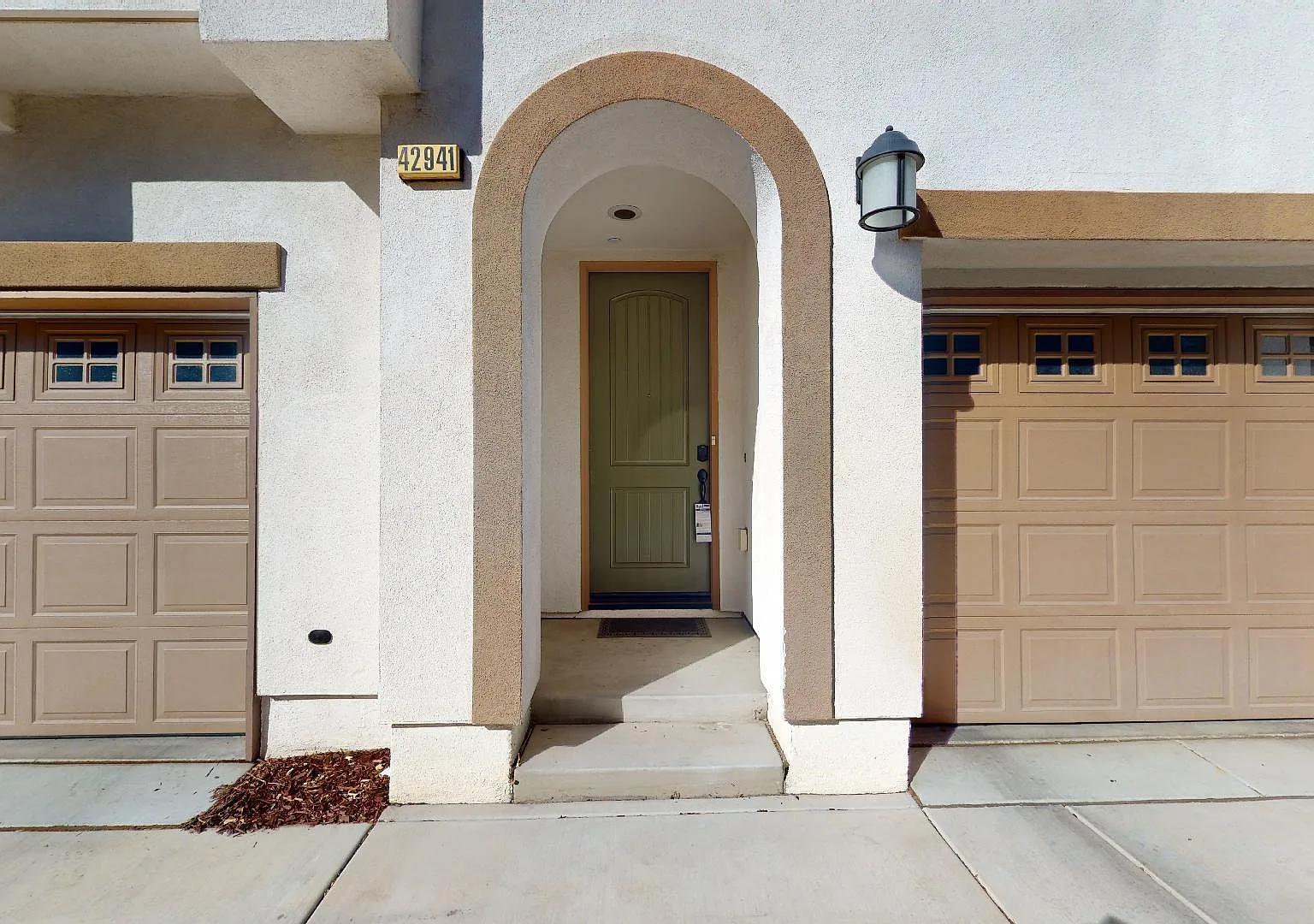 2 bed, 1128 sqft, $2,750 — Photo 3