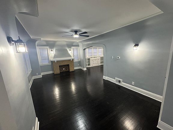 4th image of 3013 N 57th St #3015