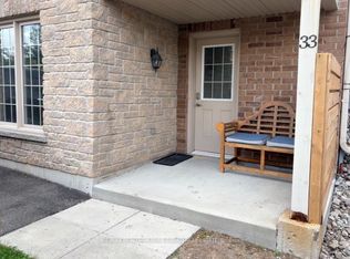 175 Stanley St #33, Barrie, ON L4M 0G2
