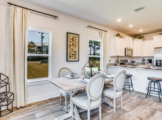 5676 Sandy Walk St, Gulf Breeze, FL 32563