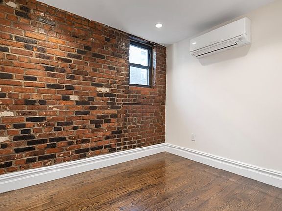 4th image of 402 E 12th St APT 2