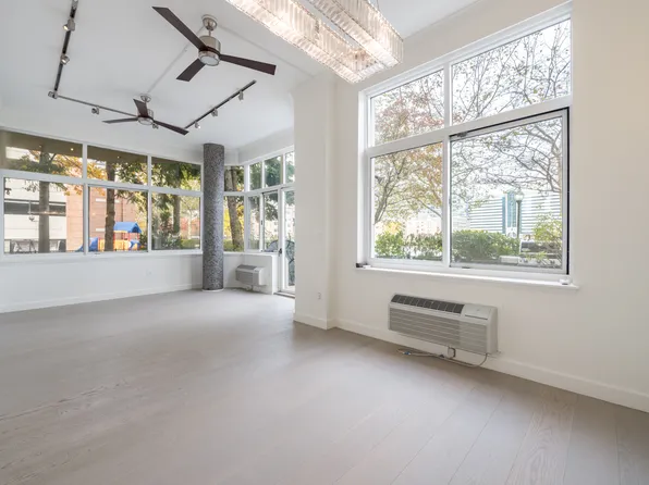 20 2nd Street image 23 of 39