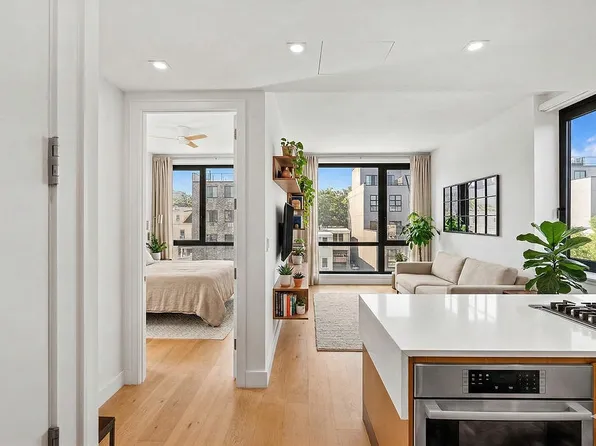 550 Metropolitan Ave #3B, Brooklyn, NY 11211