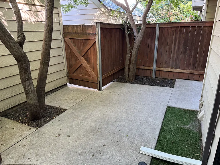 750 Lincoln Rd — Photo 29