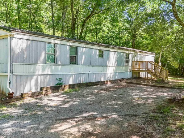176 Kerri Ln W, Boaz, AL 35956