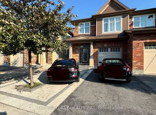 226 Fergus Cres, Ottawa, ON K2J3L7