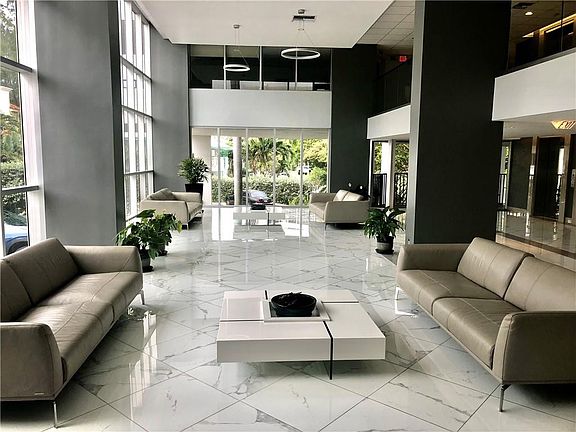 3rd image of 525 N Ocean Boulevard #1517