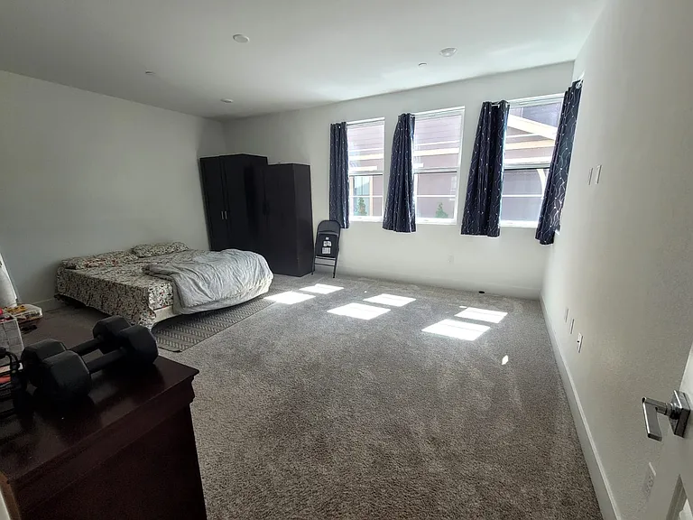 107 Limelight Ter — Photo 17