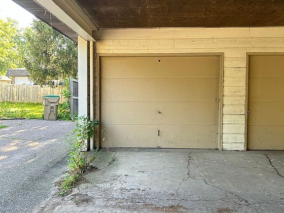 5th image of 4521 Fairfax St #3