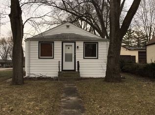 428 Foster Rd, Wauconda, IL 60084