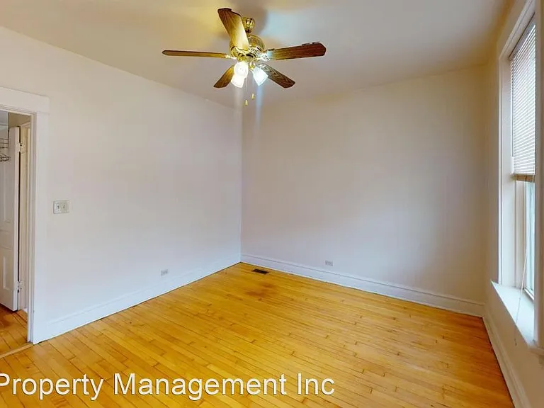 3655 W Belmont Ave #1F — Photo 5
