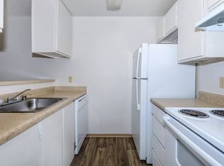 121 S 174th St #26318, Seattle, WA 98148
