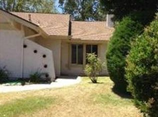 415 Santa Barbara Cir, Thousand Oaks, CA 91320