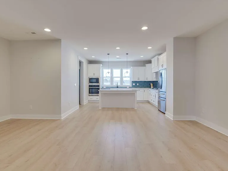 2127 Big Falls Dr — Photo 16