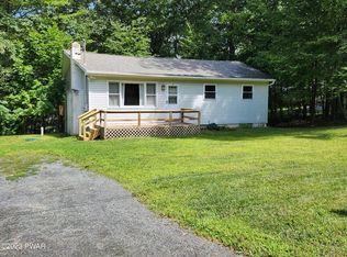 107 Kitty Harker Rd, Dingmans Ferry, PA 18328