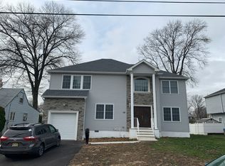 125 Elmhurst Ave, Iselin, NJ 08830