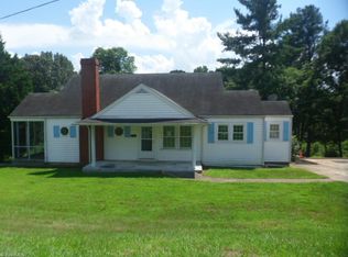 516 Turner St, Eden, NC 27288