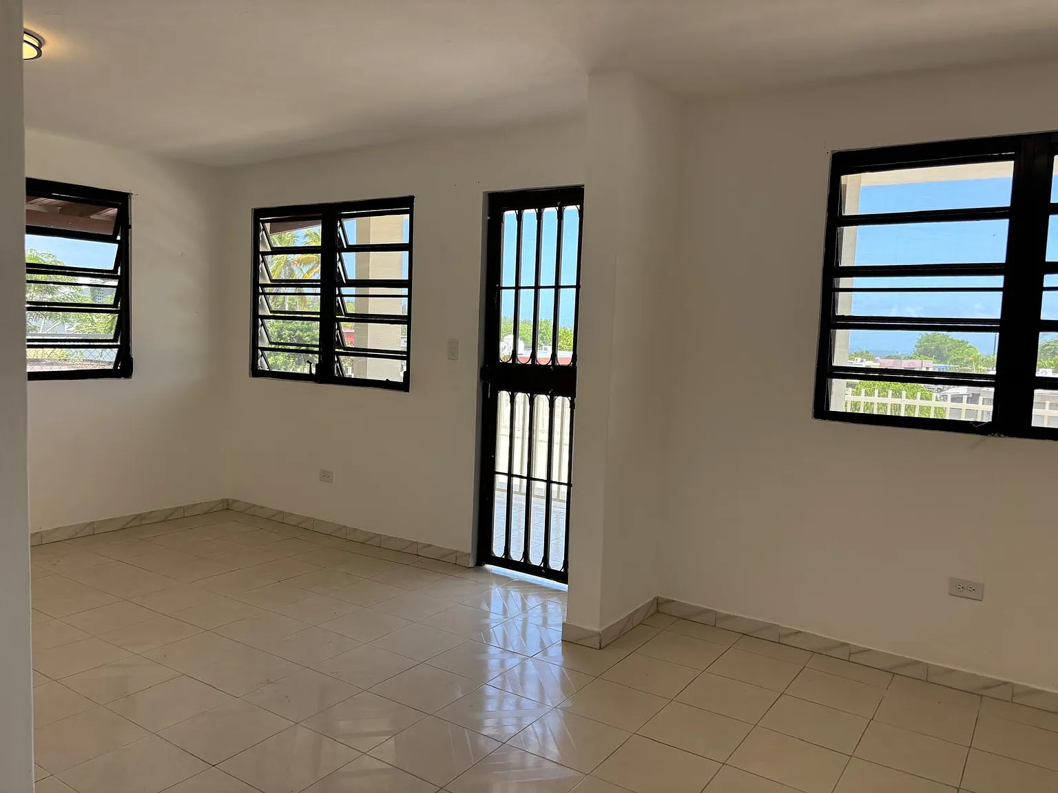 G1-99 Calle 41 — Photo 2
