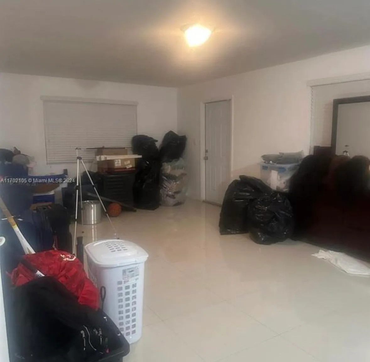 3 bed, 1600 sqft, $2,700 — Photo 1