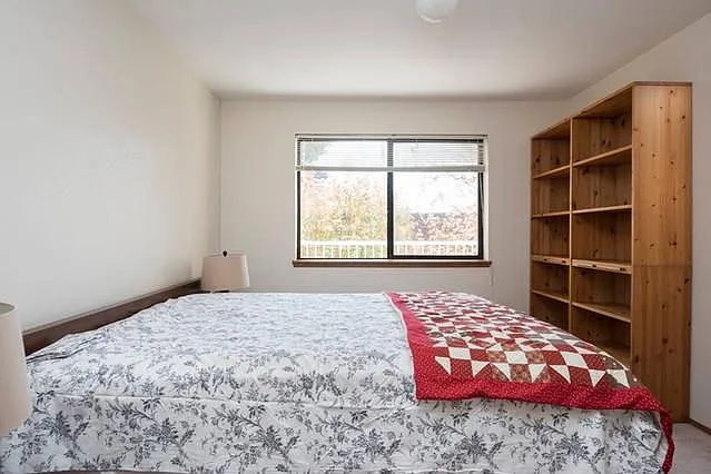 Bedroom and bookshelf