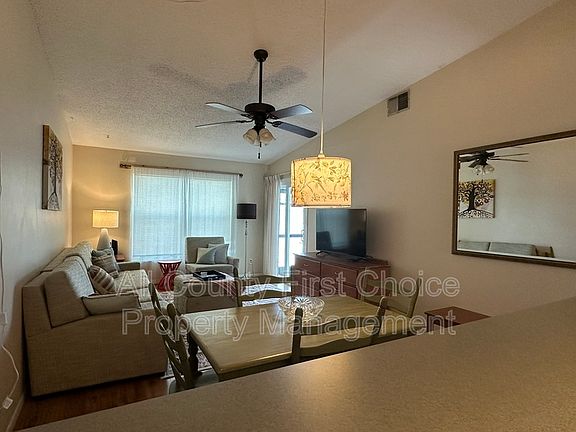 5th image of 7315 Parkside Villas Dr