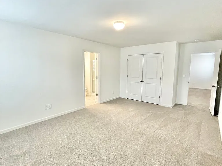 117 Lorcan Ln — Photo 10
