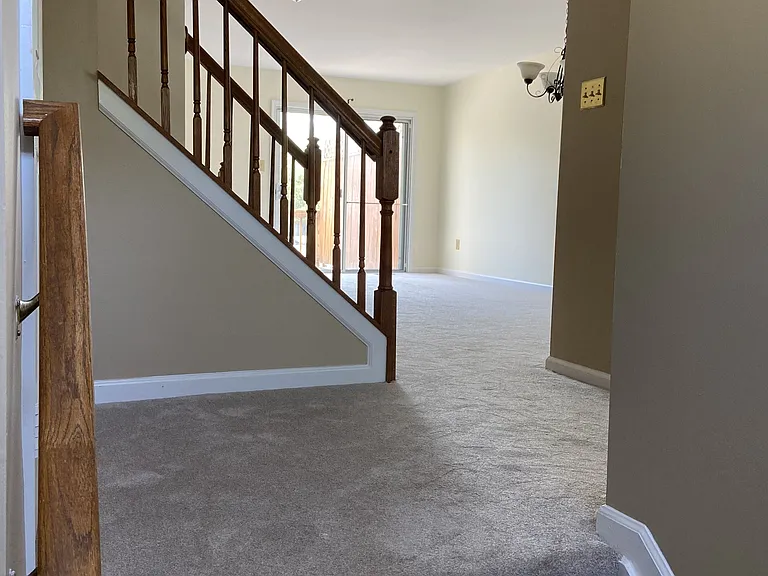 212 Mulberry Ridge Ct — Photo 17