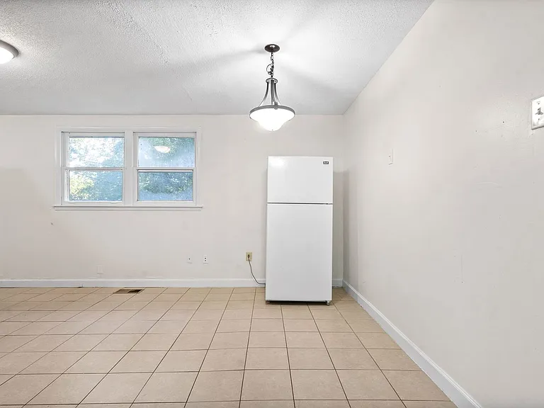 1509 Nichols Dr — Photo 8