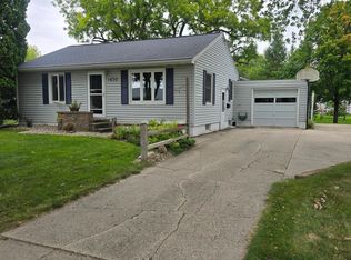 1430 N Park St, Fairmont, MN 56031