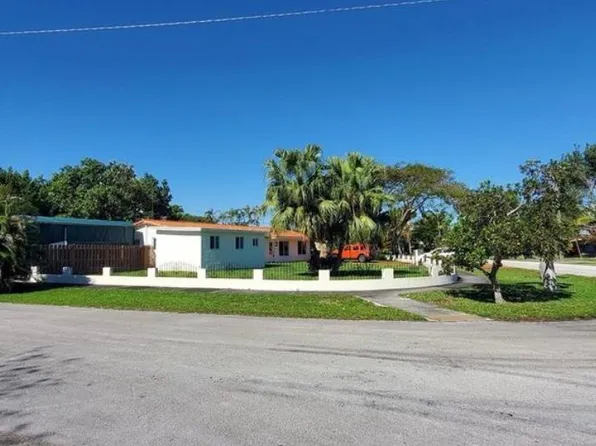 9930 SW 77th Dr, Miami, FL 33173