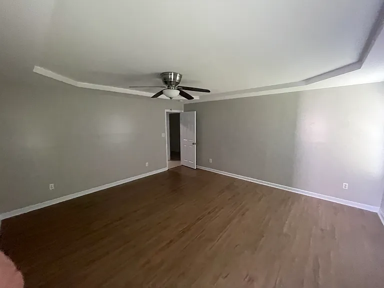 Main Bedroom - Bathroom view