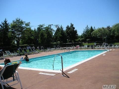 5th image of 100 Daly Blvd APT 703