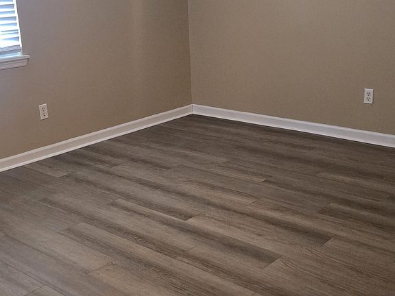 5th image of 3915 Willowood Rd