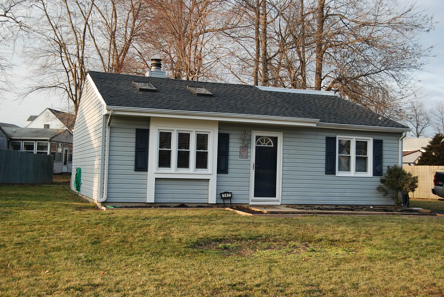 147 Piano Dr photo 1