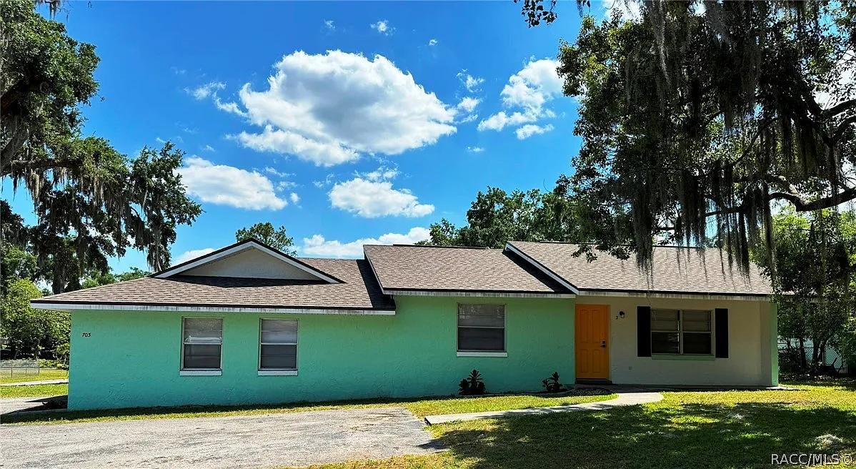 2 bed, 856 sqft, $1,500 — Photo 1