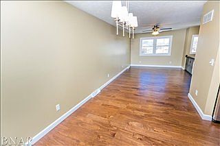 3rd image of 107 Sunrise Dr