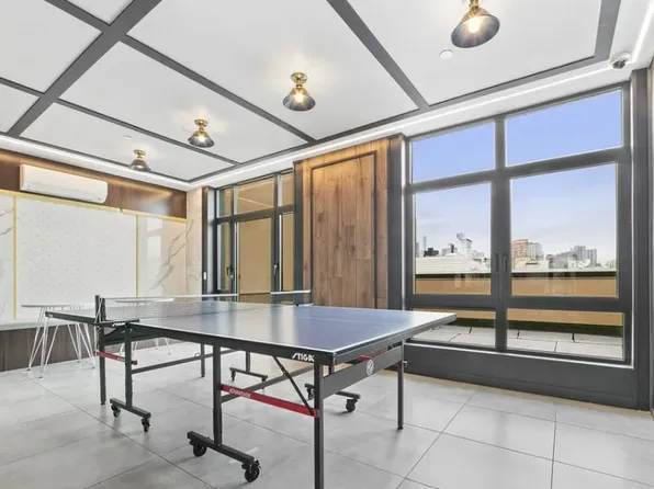 150 Eagle Street image 10 of 18