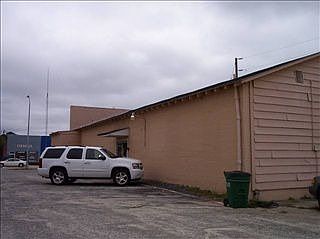 2nd image of 418 S 5th St