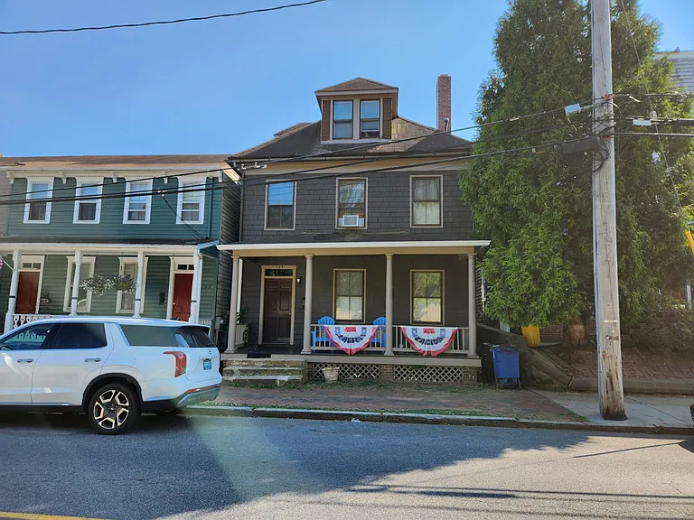163 King George St #4 — Photo 5