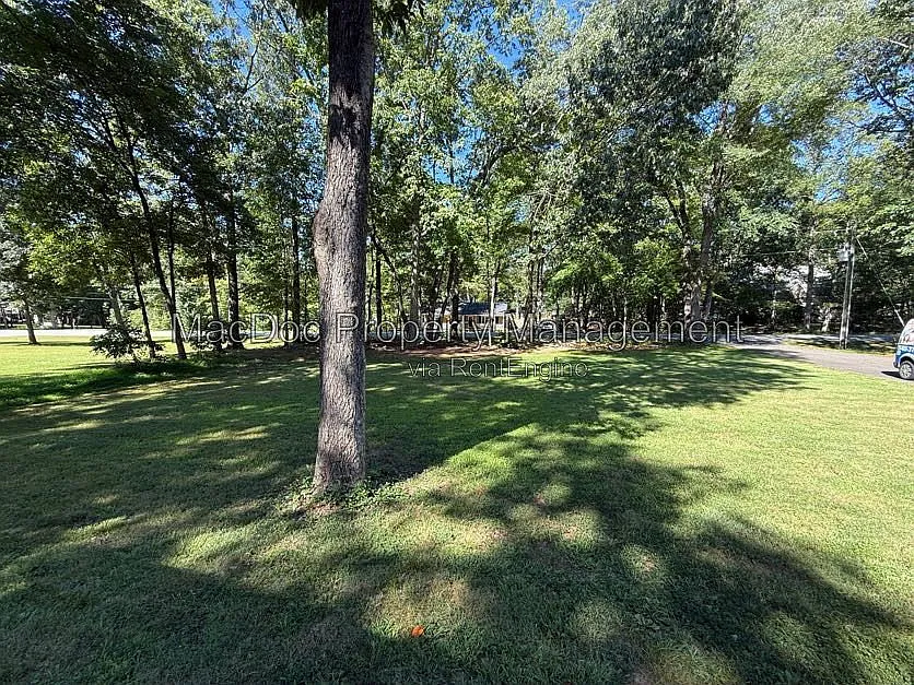 4 bed, 3.0 bath, 1138 sqft, $2,745 — Photo 3