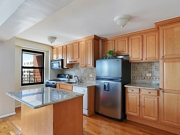 2nd image of 12340 83rd Ave APT 10E
