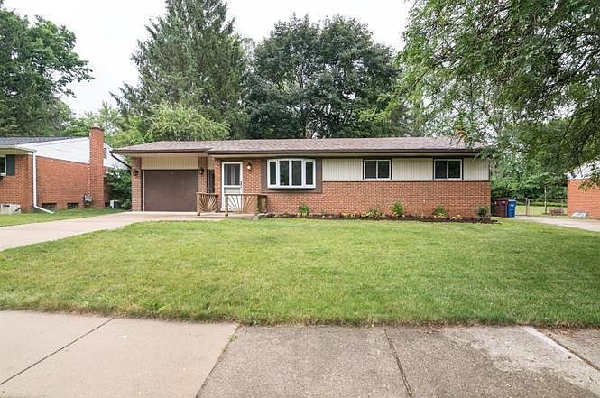 1st image of 564 Manor Dr