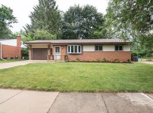 564 Manor Dr, Ann Arbor, MI